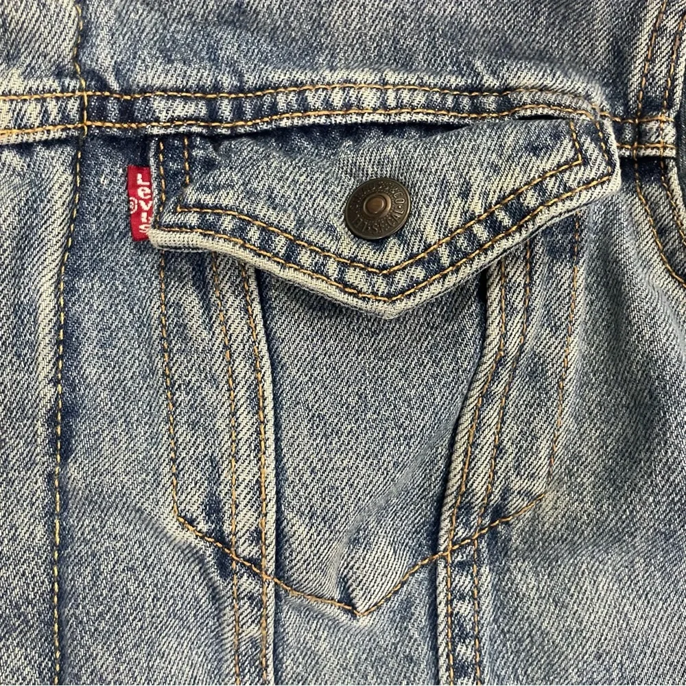 Levi’s Men’s Sherpa Trucker Denim Jacket sz‎ Small